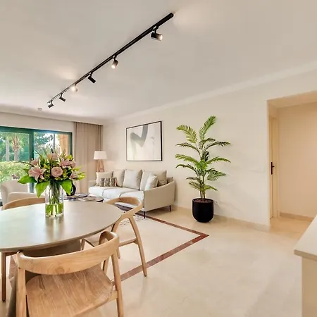 Vacation I El Palmeral, Golf Valley, Renovated, Fast Wifi * Marbella
