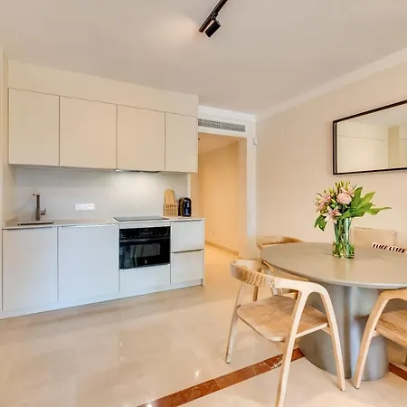 Vacation I El Palmeral, Golf Valley, Renovated, Fast Wifi דירה *